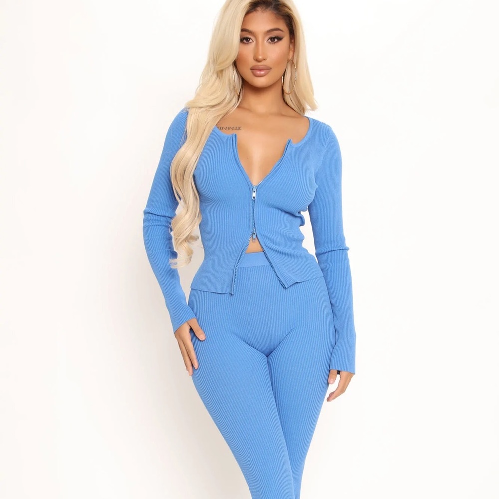 FASHIONNOVA SET Sweater Pant - Blue